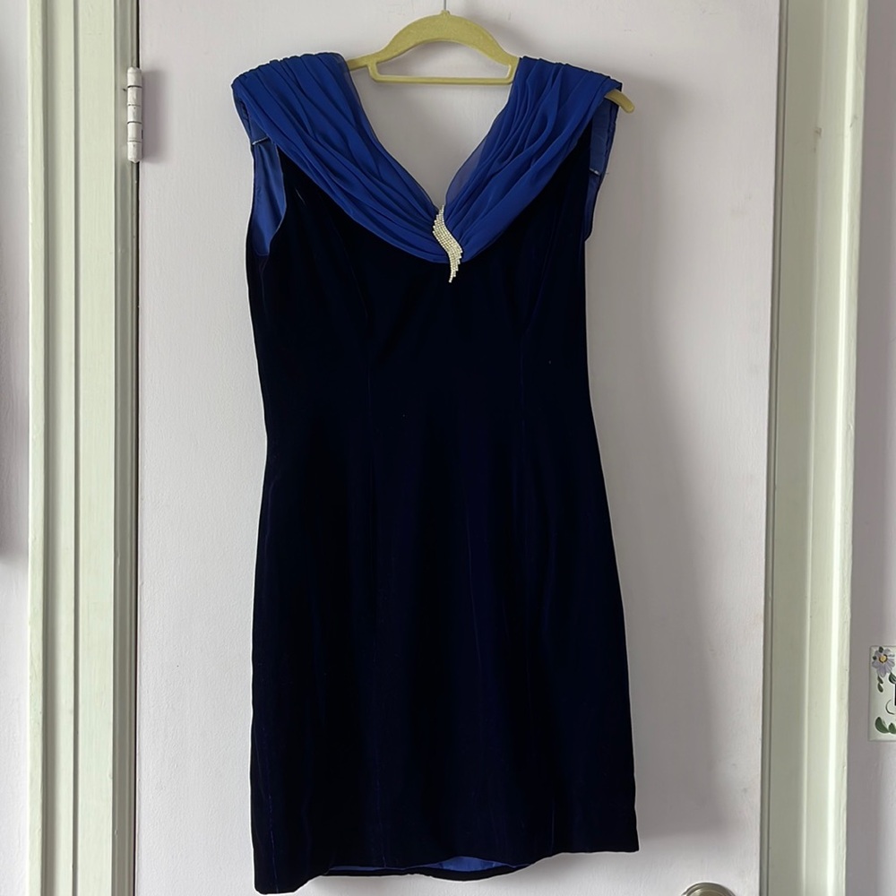 Morton Myles for the Warrens-Neiman Marcus- lovely blue velvet evening dress